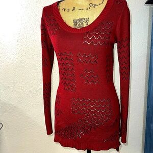 Women’s long sweater 
Holidays